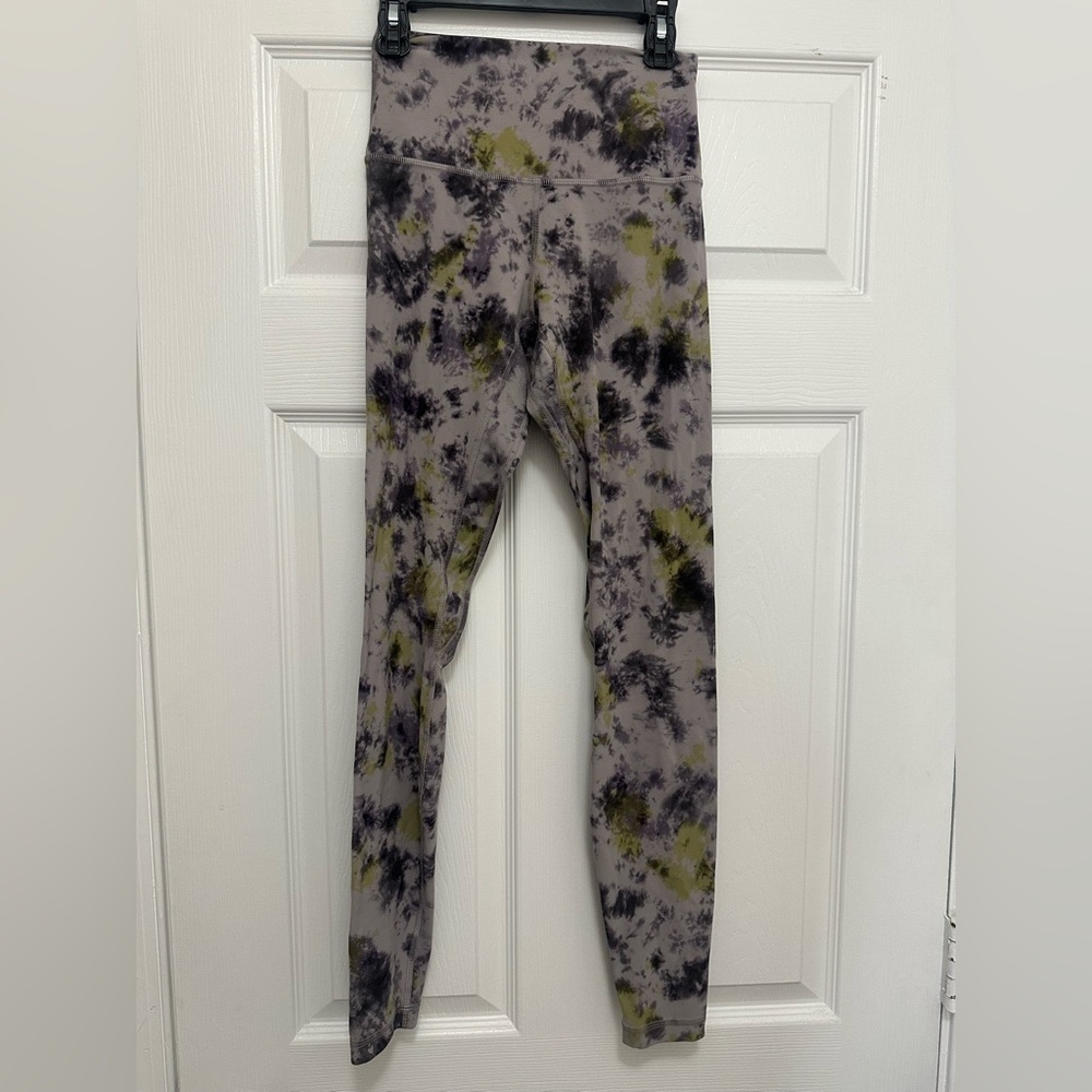 Lululemon Align High-Rise Pant 28"
Radial Tie Dye Mauve Grey Multi size 4 - Picture 3 of 6